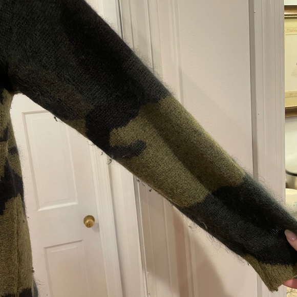 Rag & Bone Sweater - Picture 4 of 5